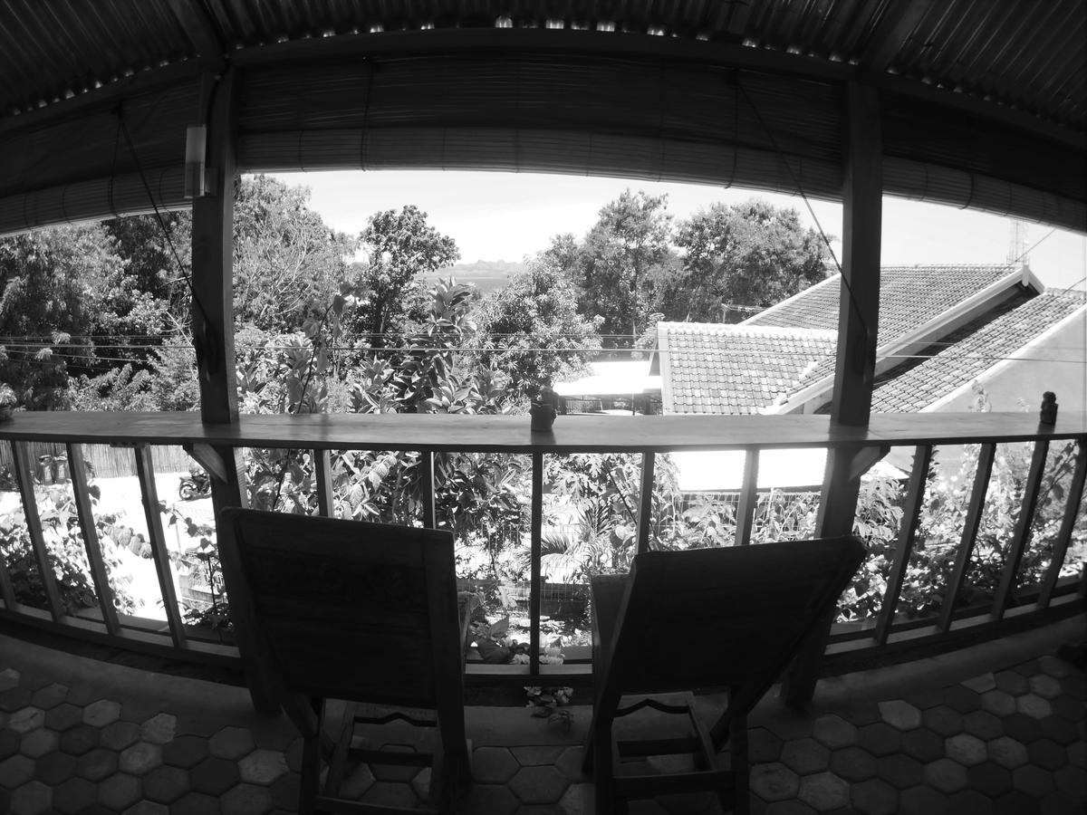 The Palm Komodo Labuan Bajo Esterno foto